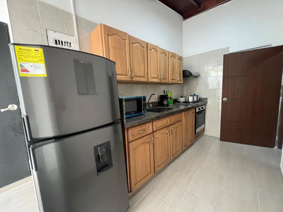 Apartamento Amoblado Sector Laureles-Estadio Hasta 6 Personas - Praga Medellín Colombia
