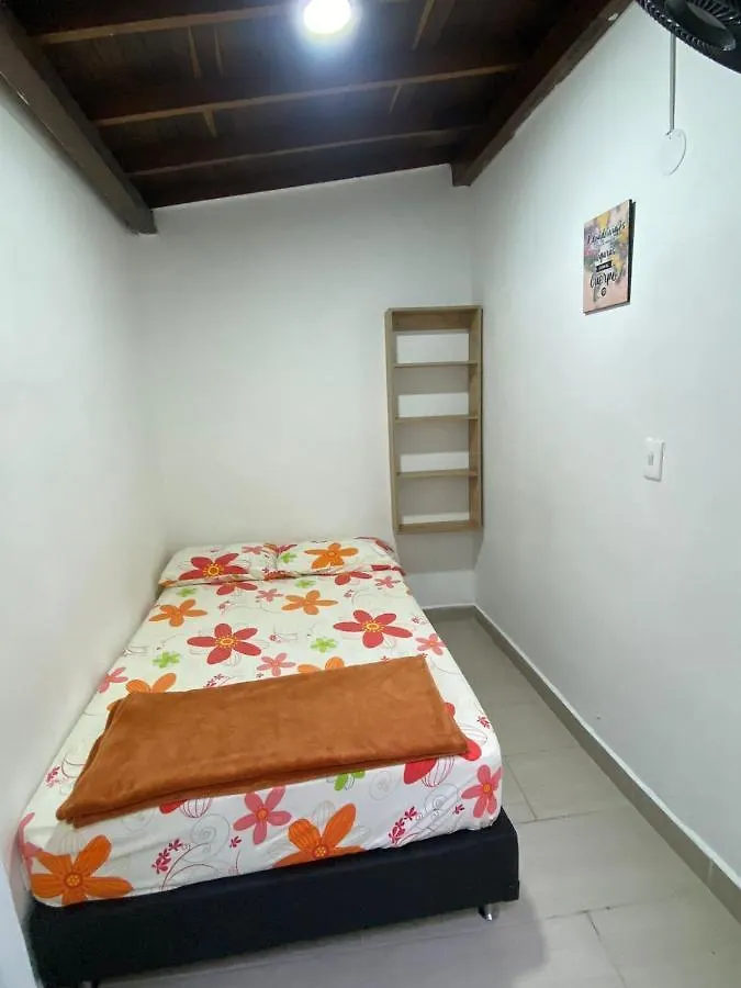 Apartamento Amoblado Sector Laureles-Estadio Hasta 6 Personas - Praga Medellín 0*,
